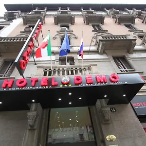 Demo' 3*, Milán Italia