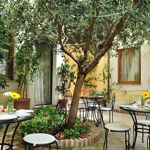Le Clarisse Trastevere 3*, Roma Italia